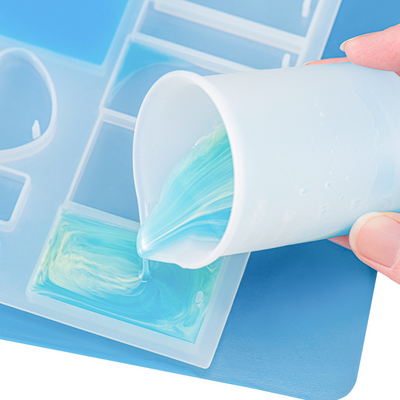 Epoxy mengbeker schoonmaken